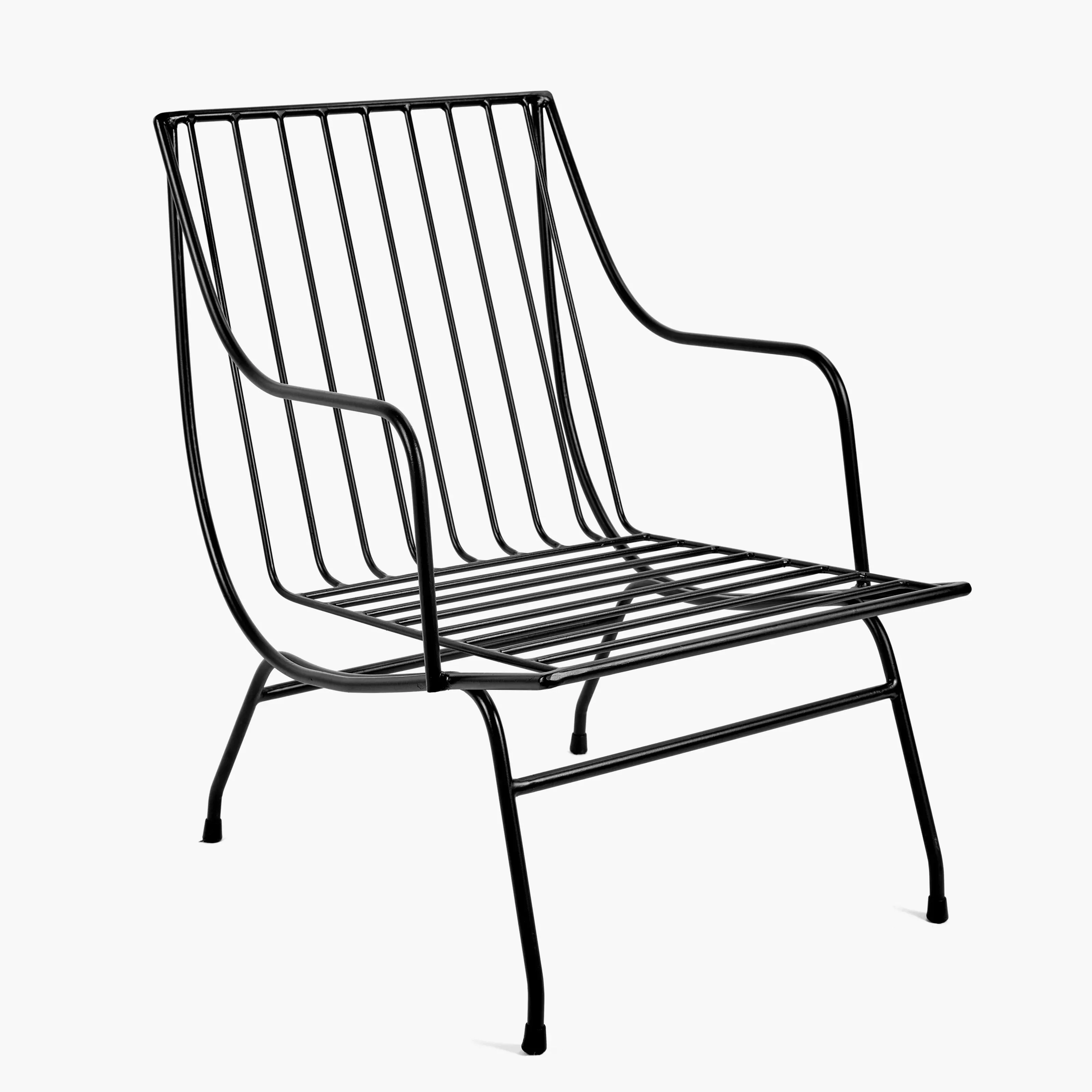 Lounge Chair With Cushion White Stresa Metal Sculptures